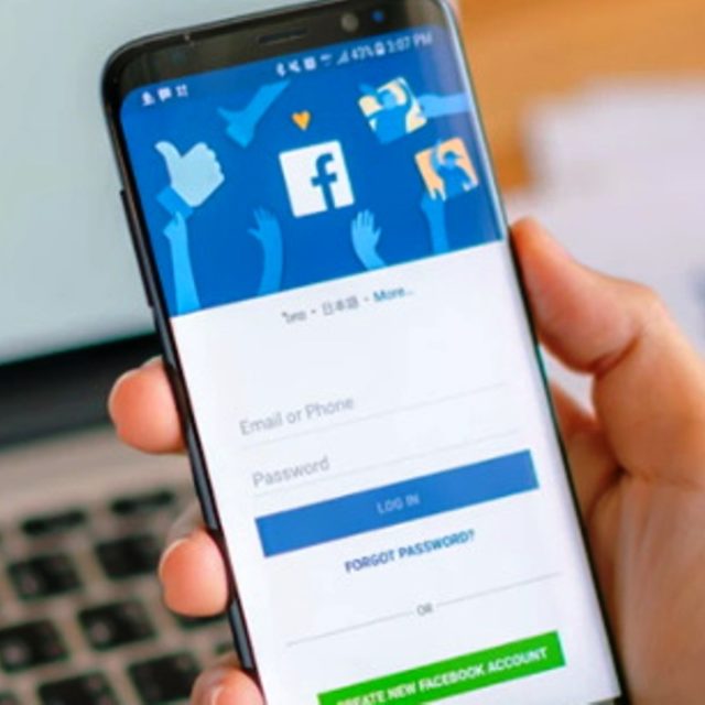 Co robić, gdy ktoś włamie się na Twoje konto Facebook? Policja radzi