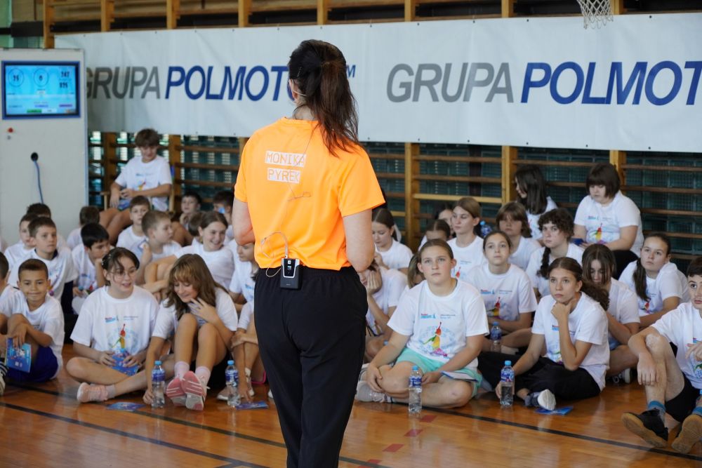 Monika Pyrek przeprowadziła "Alternatywne lekcje WF" dla świętochłowickich uczniów! - fotoreportaż