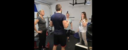 Świętochłowiccy policjanci szkolili kobiety z podstaw samoobrony