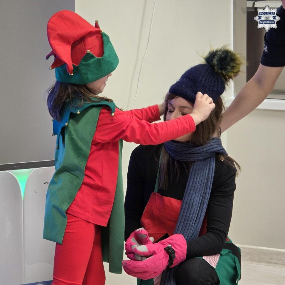 Zimowe bezpieczeństwo – spotkanie policji z dziećmi w Przedszkolu nr 4 - fotoreportaż