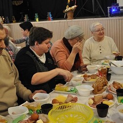 Śniadanie Wielkanocne z senioirami w Lipinach