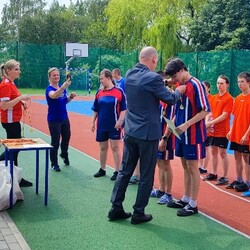Międzyszkolne zawody sportowe w SP-10