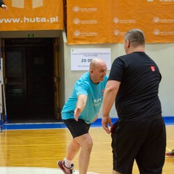 Mecz siatkówki pomiędzy sztabami WOŚP