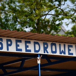 Speedrower przy Alei Parkowej