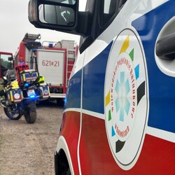 Poważny wypadek wiatrakowca w Świętochłowicach. Intensywna akcja ratunkowa