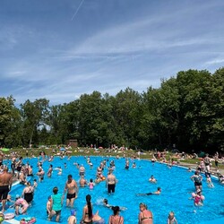 Otwarcie kąpieliska na Skałce