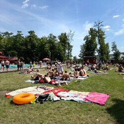 Otwarcie kąpieliska na Skałce