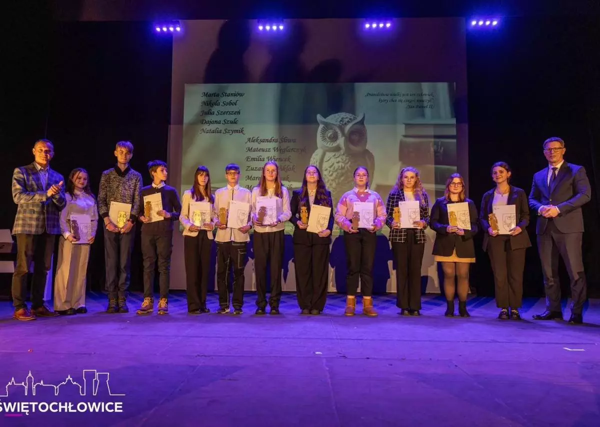 72 uczniów i studentów otrzymało stypendium Prezydenta Świętochłowic. Zobacz nagrodzonych! / fot. Daniel Beger FB