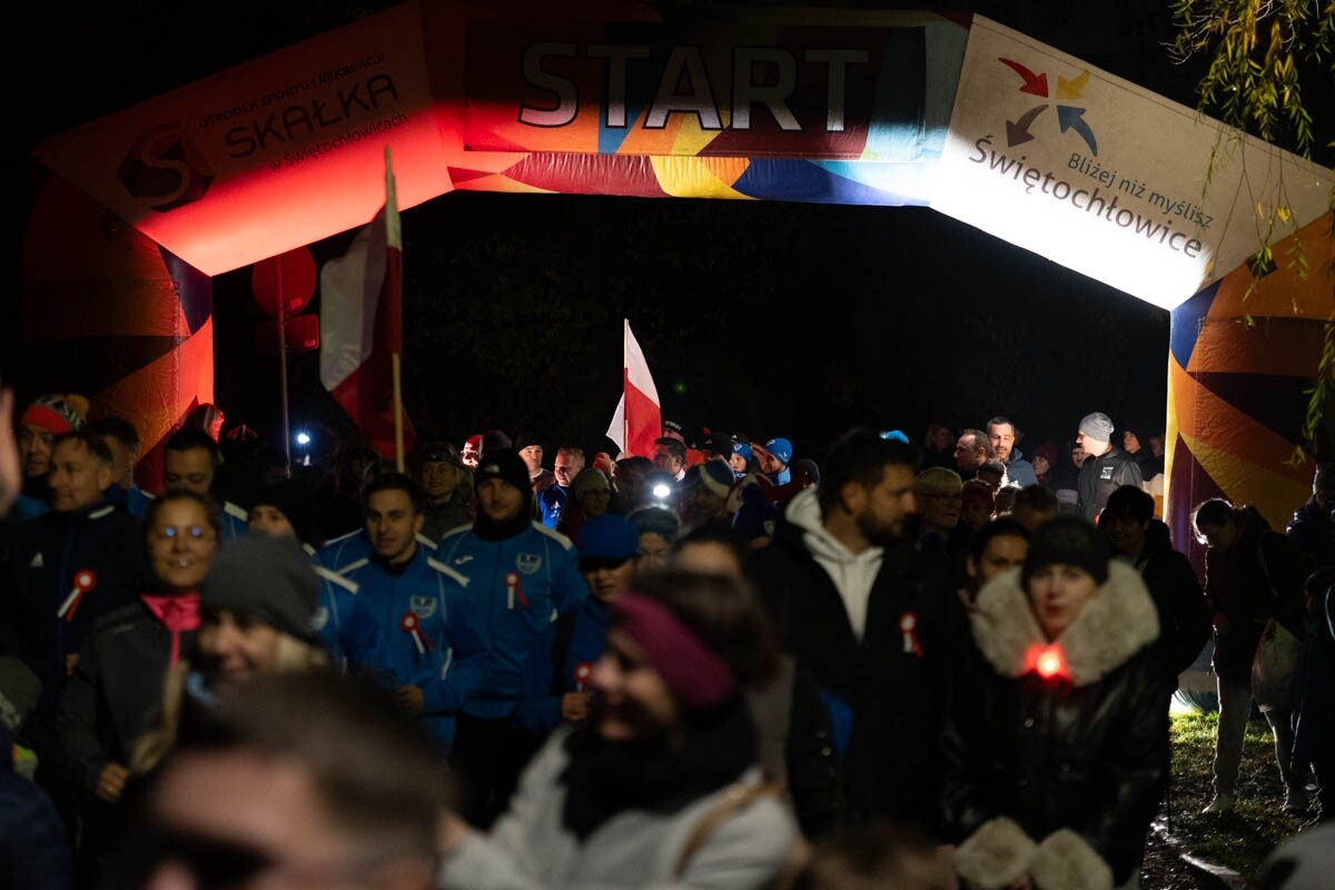 Bieg Niepodległości „Biegniemy w blasku wolności” w Świętochłowicach. / fot. Marek Faber