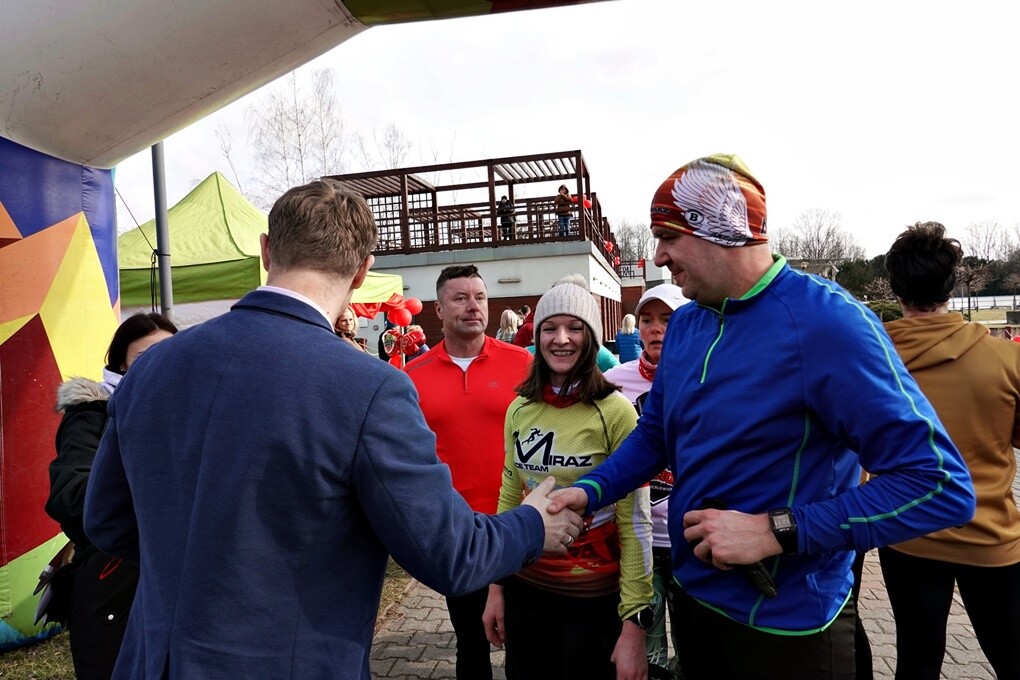 W ramach Święta Zakochanych w sobotę, 15 lutego br., na świętochłowickiej Skałce odbyła się impreza walentynkowa połączona z Biegiem Par.