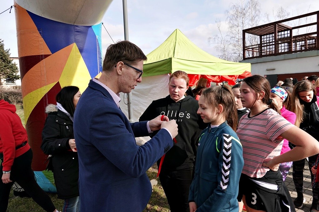 W ramach Święta Zakochanych w sobotę, 15 lutego br., na świętochłowickiej Skałce odbyła się impreza walentynkowa połączona z Biegiem Par.