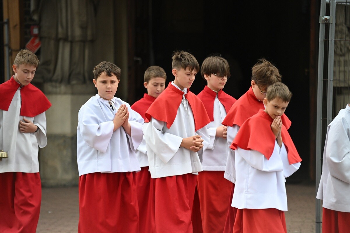 Tradycyjna procesja Bożego Ciała w Lipinach. / fot. Marek Faber / Krzysztof Faber