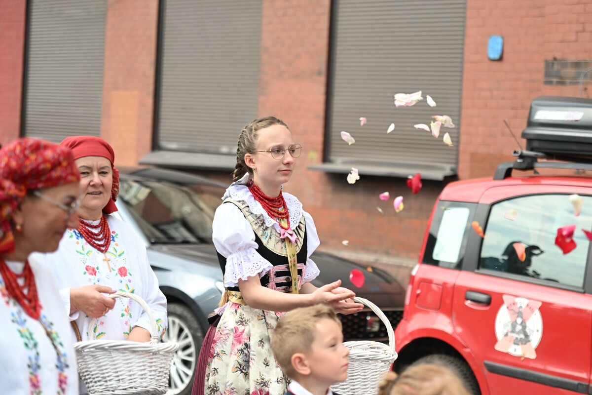 Tradycyjna procesja Bożego Ciała w Lipinach. / fot. Marek Faber / Krzysztof Faber