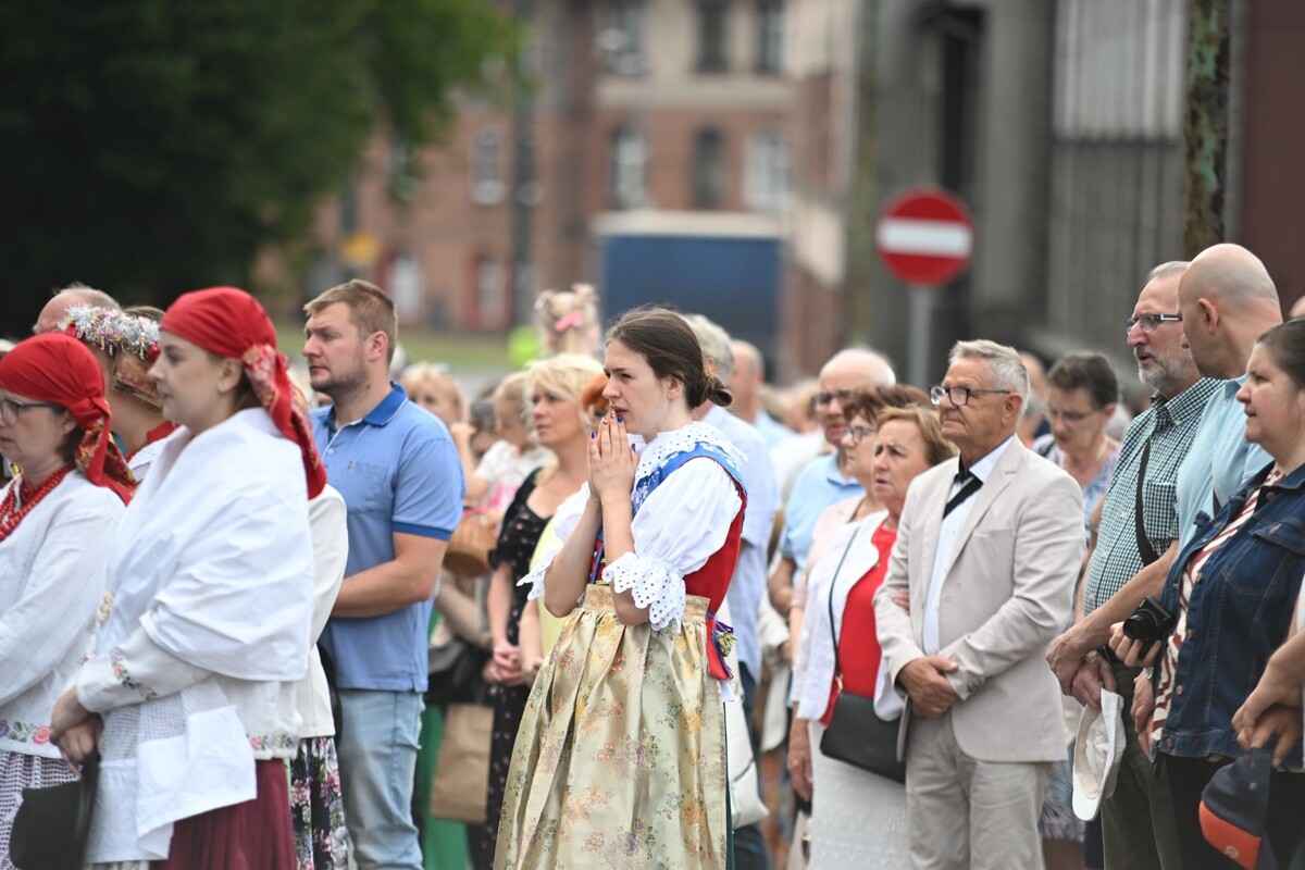 Tradycyjna procesja Bożego Ciała w Lipinach. / fot. Marek Faber / Krzysztof Faber