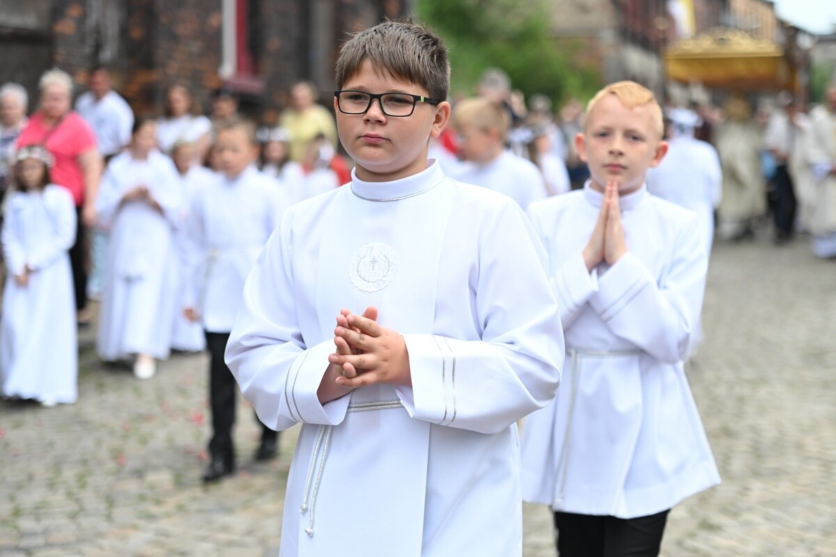 Tradycyjna procesja Bożego Ciała w Lipinach. / fot. Marek Faber / Krzysztof Faber