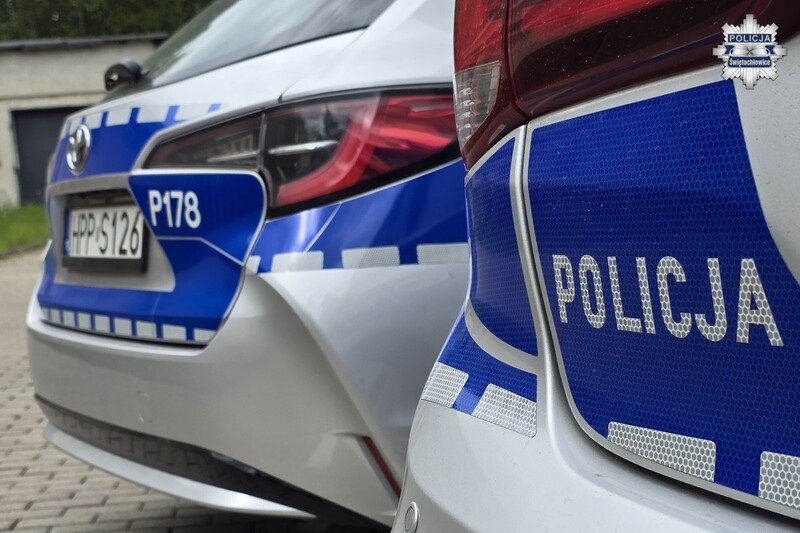 Córka nie mogła skontaktować się z matką – życie 91-latki uratowali policjanci