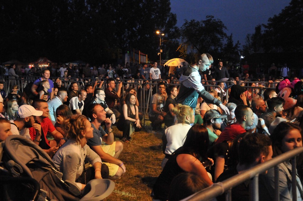 Sobota na Dniach Świętochłowic to nie lada gratka dla miłośników rapu i hip hopu &#8211; tego wieczoru odbyła się bowiem kolejna edycja Rap Festiwalu.