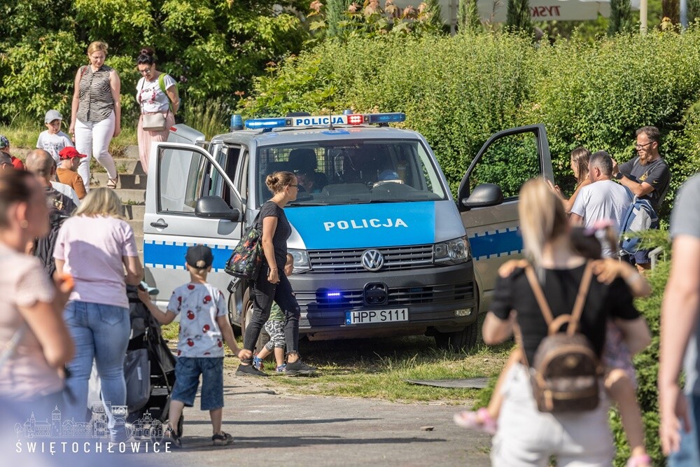 1 czerwca obchodziliśmy Międzynarodowy Dzień Dziecka. Z tej okazji w Świętochłowicach odbyła się impreza skierowana do najmłodszych mieszkańców naszego miasta.

fot. Rafał Zduńczyk