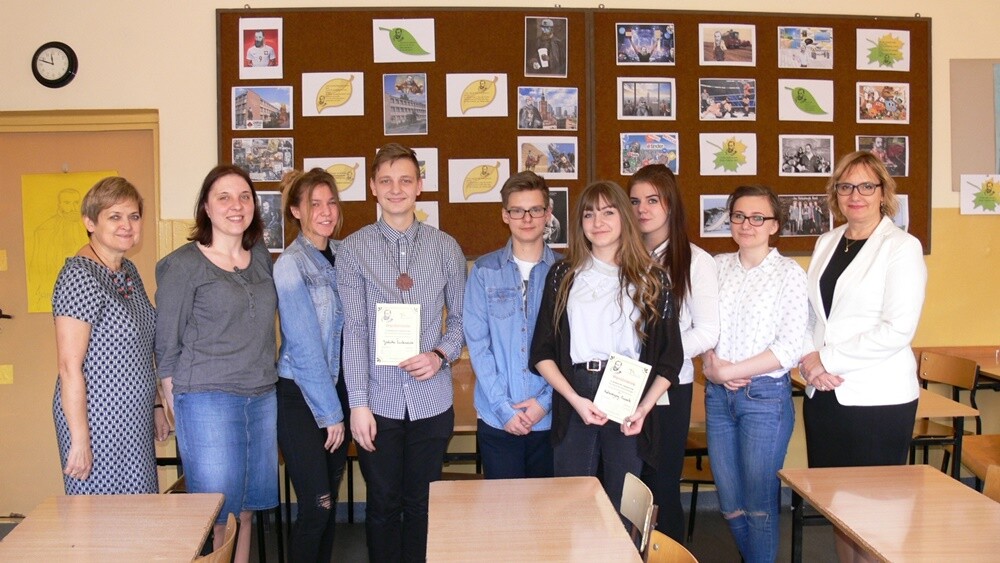 W Zespole Szkół Ogólnokształcących nr 1 w Świętochłowicach odbył się Dzień Otwarty. Młodzież wzięła udział w warsztatach psychologiczno - pedagogicznych, ratowniczo - medycznych, biologicznych w Zielonej Pracowni, a także dowiedziała się, że w szkole działa Koło Wolontariatu.