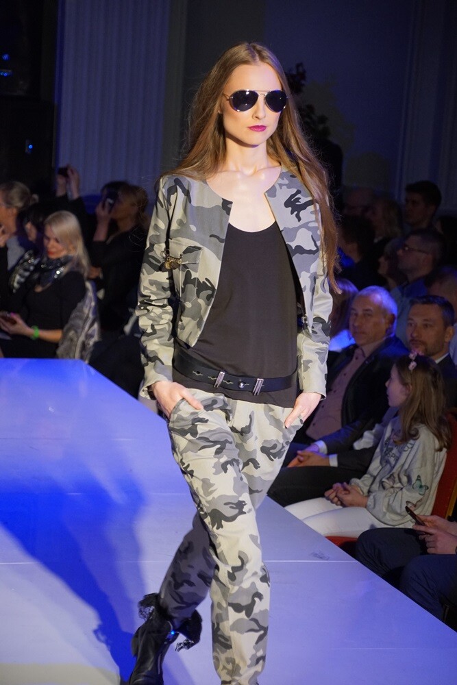 W sobotę odbyła się IV edycja Fashion Inside, wielkiego święta Mody! Coroczne wydarzenie ma promować młodych, zdolnych Projektantów oraz łączyć Modę z szeroko pojętą Kulturą.
