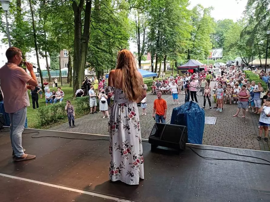 W ubiegłą sobotę odbył się kolejny koncert z cyklu imprez plenerowych "Muzyczne Spotkania Sąsiadów z Radiem Silesia". Tym razem festyn odbył się w dzielnicy Zgoda.