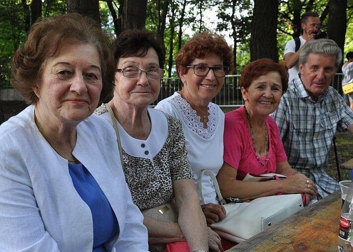 Pierwszy w tym roku Festyn Dzielnicowy za nami. W Centrum na Plantach Bytomskich mieszkańcy bawili się przy muzyce zespołów De Facto i Coco Afro, wystąpili też Brygida i Robert Łukowski.