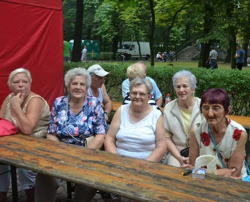 W parku przy Centrum Kultury Śląskiej "Zgoda" odbył się trzeci, tegoroczny festyn dzielnicy. Na scenie wystąpili: Kwaśnica, Kapela B.A.R oraz Książę Lipin i Przyjaciele.