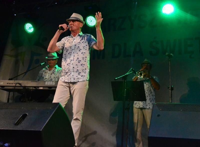 W parku przy Centrum Kultury Śląskiej "Zgoda" odbył się trzeci, tegoroczny festyn dzielnicy. Na scenie wystąpili: Kwaśnica, Kapela B.A.R oraz Książę Lipin i Przyjaciele.