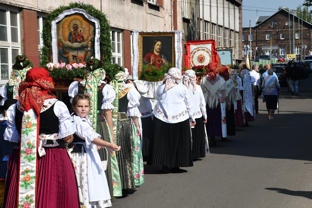 Procesja Bożego Ciała w Lipinach / fot. Jacek Knapik