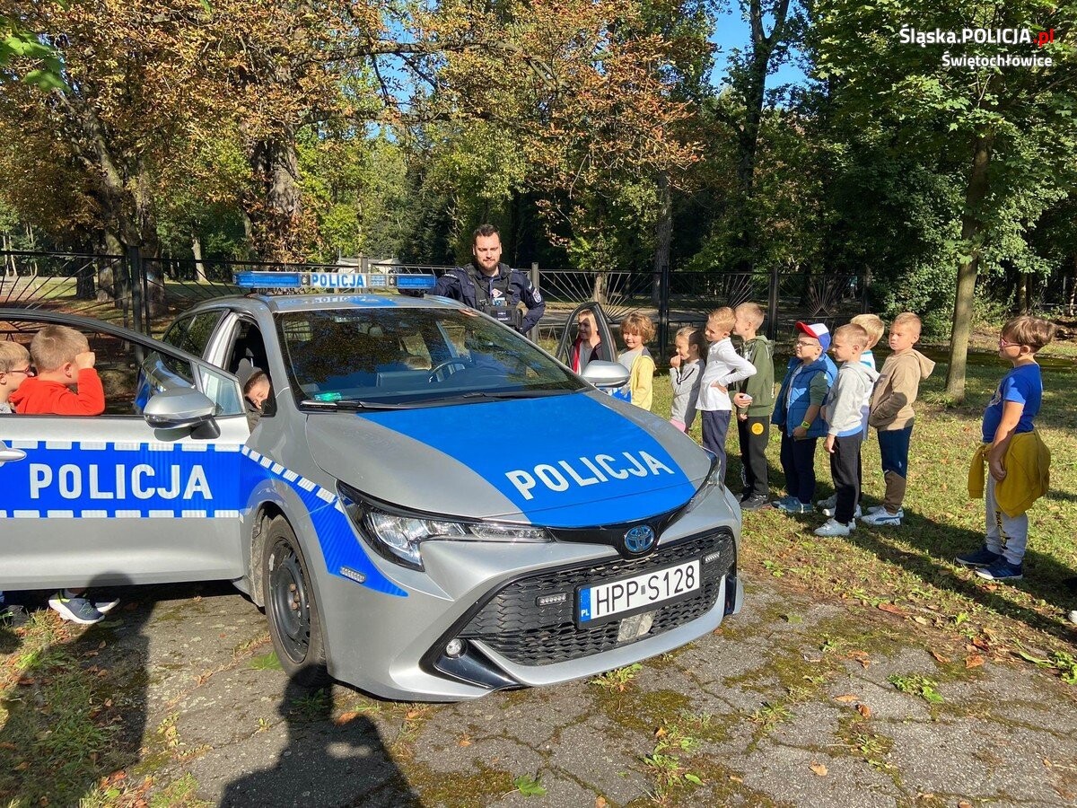 Akcja "Bezpieczna droga do szkoły" / fot. KMP Świętochłowice