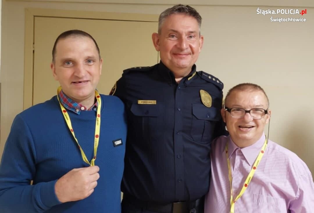 Policja i Straż Miejska w DPS "Caritas" / fot. KMP Świętochłowice