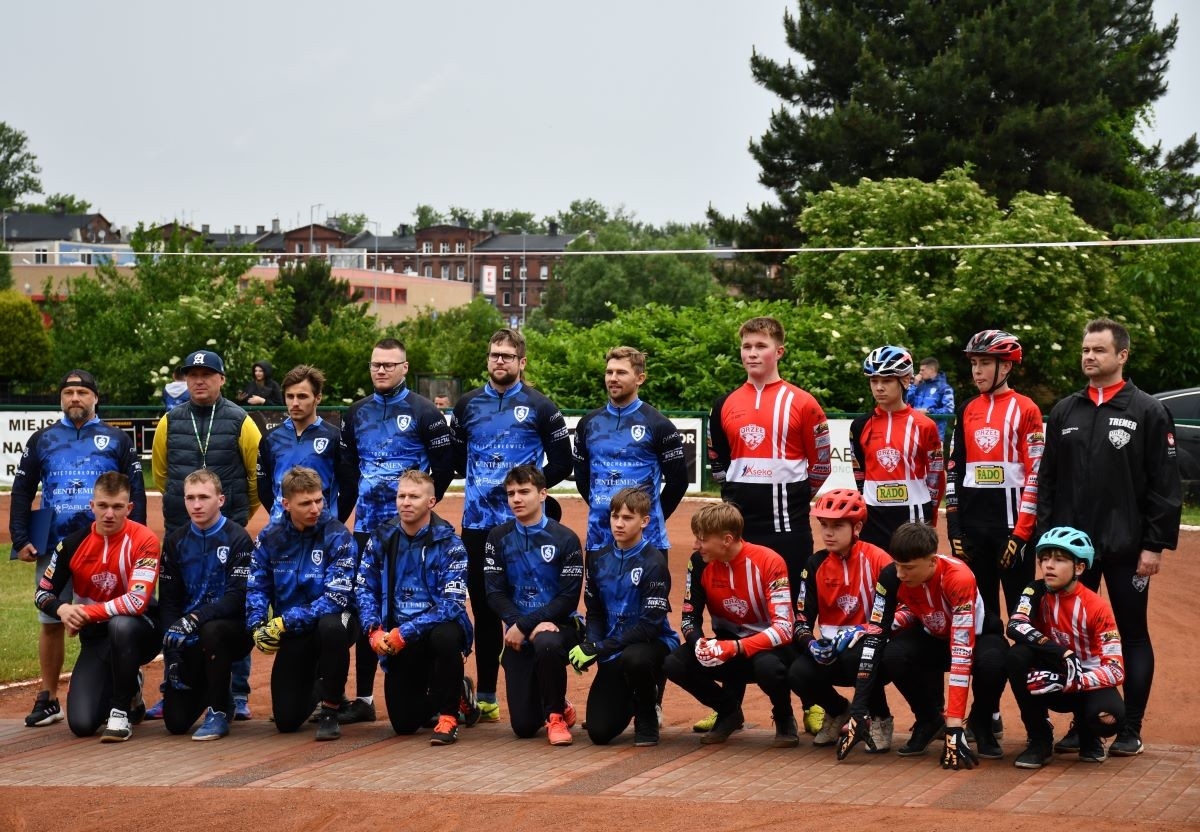 W niedzielne popołudnie, 8 czerwca na miejskim torze odbył się pojedynek pomiędzy Gentlemen Śląskiem Świętochłowice a Aseko Orłem Gniezno. / fot. Dominik Chrobaczek