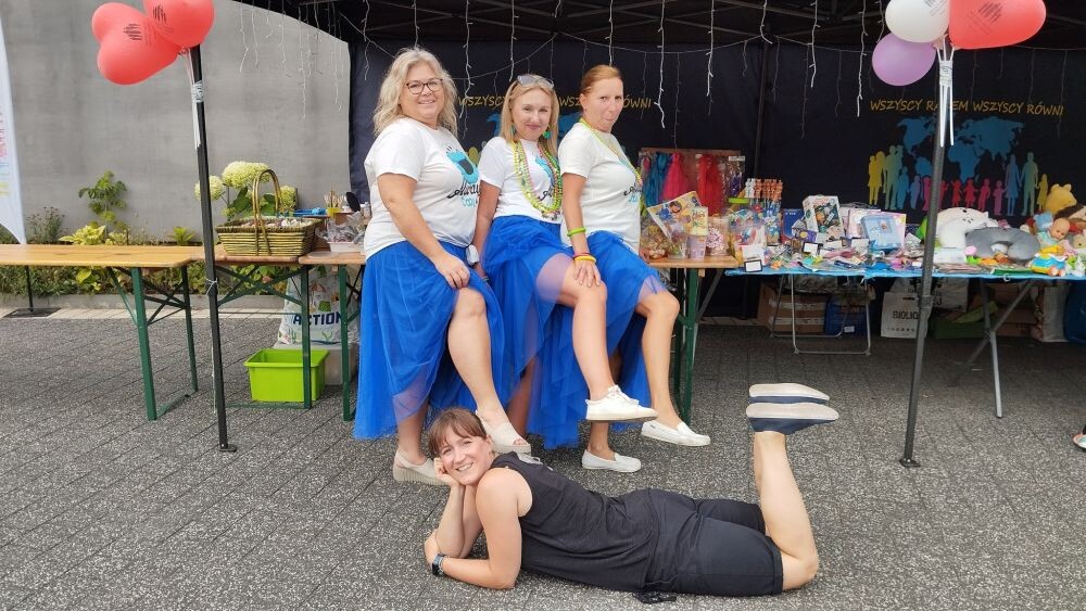 Za nami charytatywna impreza w stylu lat 80. i 90.!/fot. Stowarzyszenie Wszyscy Razem, Wszyscy Równi