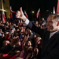 Karol Nawrocki nowym prezydentem RP. Jak g&#322;osowa&#322;y &#346;wi&#281;toch&#322;owice?