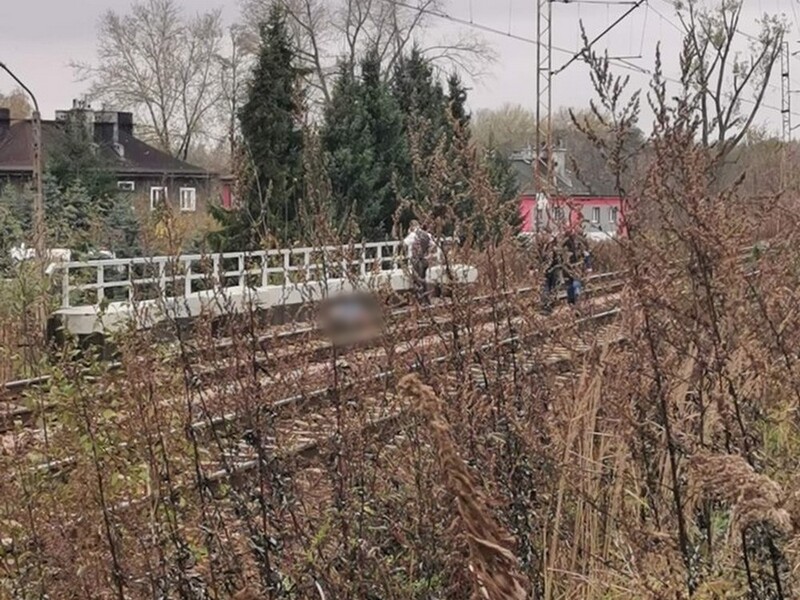 Kolejne śmiertelne potrącenie na torach - pod kołami pociągu zginęła kobieta