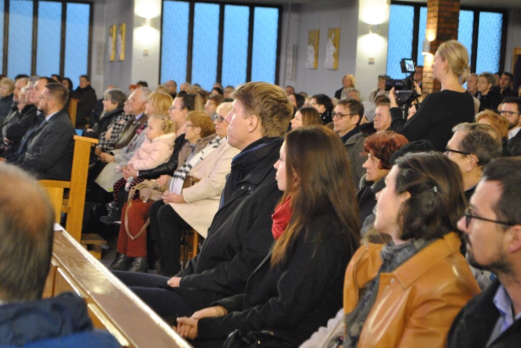 Jubileuszowy koncert Chóru Ex Animo w świętochłowickim kościele.