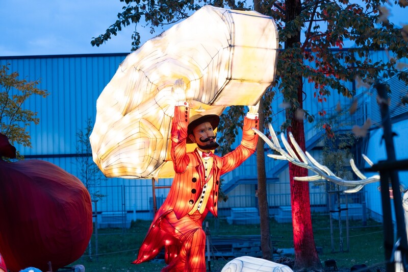 Lumina Park rozświetlił Świętochłowice – „Akademia Pana Kleksa” na Skałce