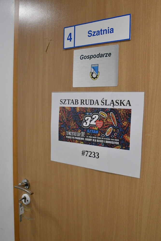 Za nami wyjątkowy mecz siatkówki! Po dwóch stronach siatki stanęli m.in. prezydenci Rudy Śląskiej i Świętochłowic. / fot. Jacek Knapik