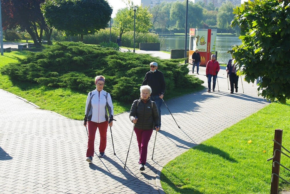 Za nami Międzypokoleniowy Nordic Walking! Wydarzenie było częścią Tygodnia Seniora