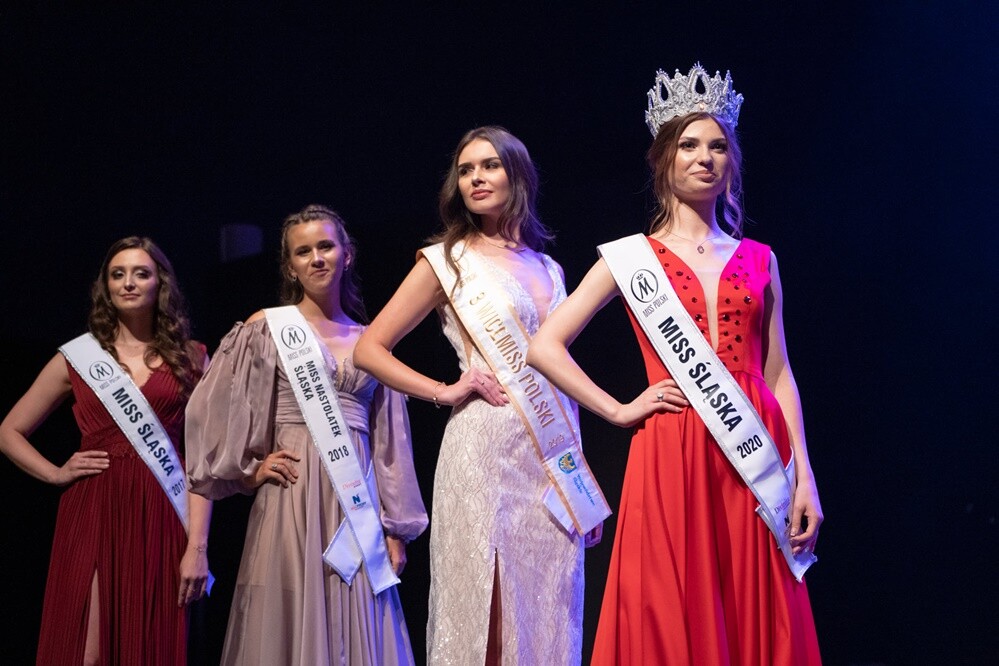 Świętochłowiczanka Julia Patrzyk otrzymała od jury tzw. zieloną kartę, która stanowi przepustkę do wystartowania w dalszym etapie Wyborów Miss Polski – Ćwierćfinale dla Kandydatek.

fot. Kamil Peszat