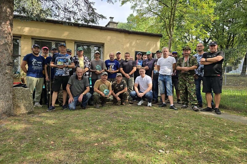 Niedziela z wędką: Zawody na stawie Foryśka w Świętochłowicach pełne sukcesów