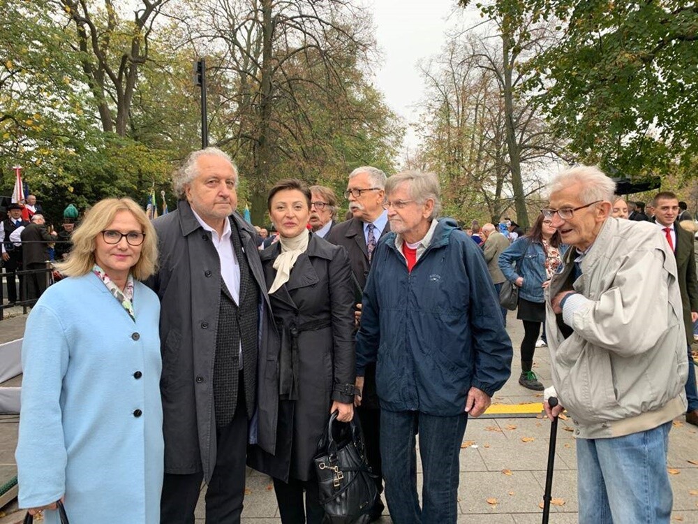 W Warszawie odsłonięto pomnik Wojciecha Korfantego. W uroczystości uczestniczyli śląscy samorządowcy oraz uczniowie Szkoły Podstawowej nr 22 w Rudzie Śląskiej, którzy wystąpili w tradycyjnych śląskich strojach.