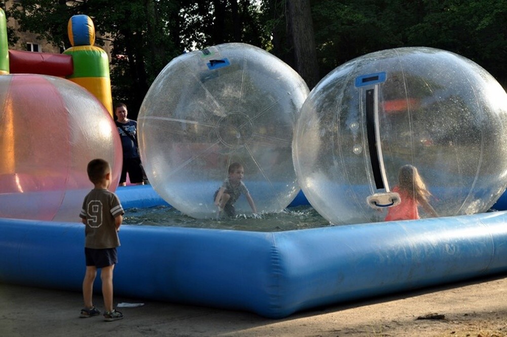 W sobotę, 29 czerwca br., na Plantach odbył się pierwszy festyn w ramach Muzycznych Spotkań Sąsiadów z Radiem Silesia "Lato 2019". Na scenie wystąpili Zgrani Fest, Teresa Waleriańska oraz New For You.