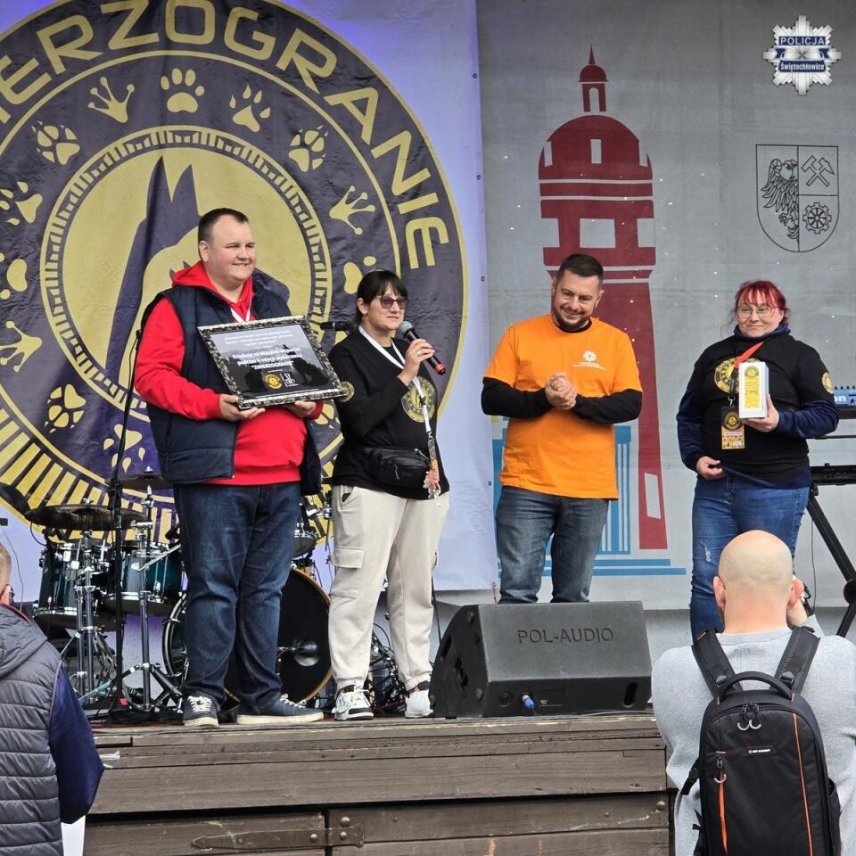 Piknik przeciw przemocy w Świętochłowicach – edukacja, zabawa i policyjne kino [ZDJĘCIA] / fot. KMP Świętochłowice
