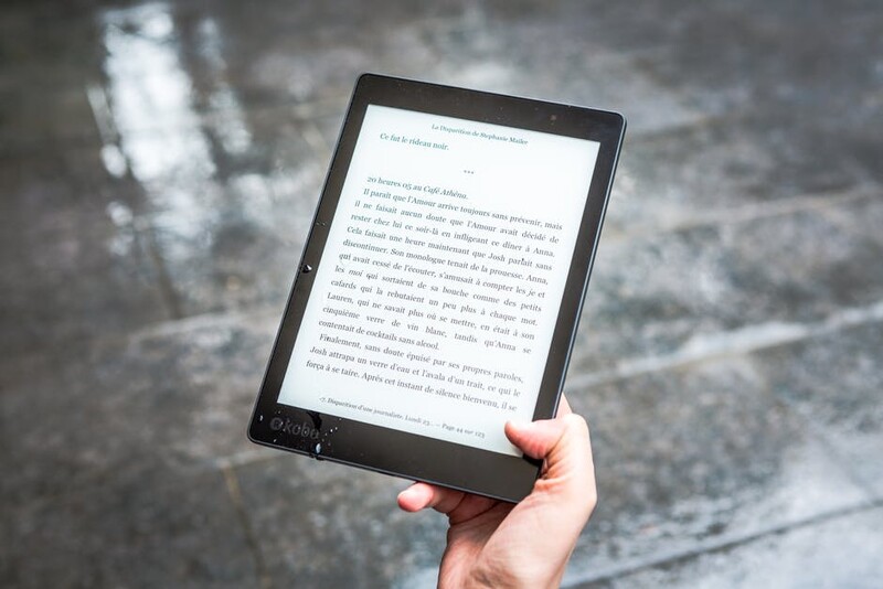 Postaw na ebooki i czytaj książki, gdzie tylko zechcesz