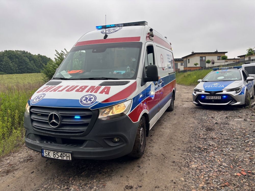 Poważny wypadek wiatrakowca w Świętochłowicach. Intensywna akcja ratunkowa
