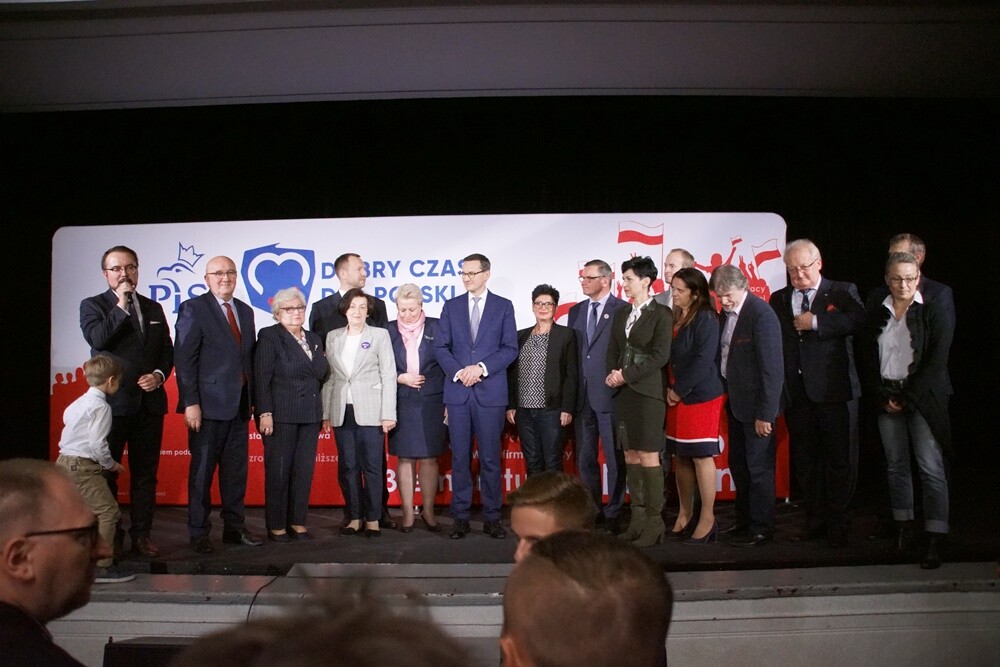 W Centrum Kultury Śląskiej odbywa się spotkanie premiera RP Mateusza Morawieckiego z mieszkańcami Świętochłowic.