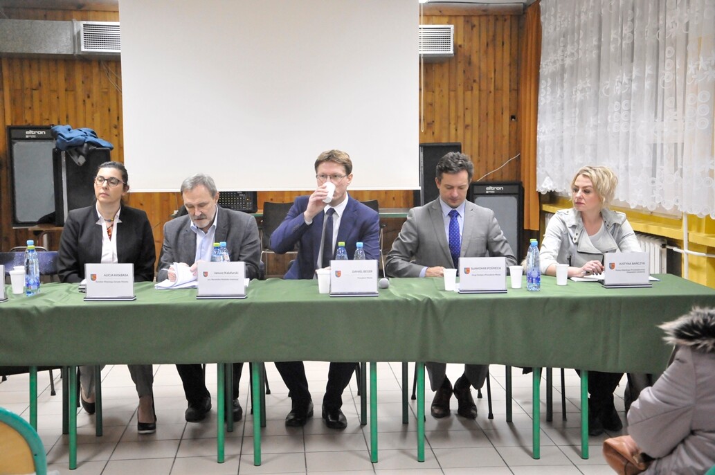 Fotorelacja z przedostatniego spotkania Prezydenta Daniela Begera z mieszkańcami Świętochłowic.