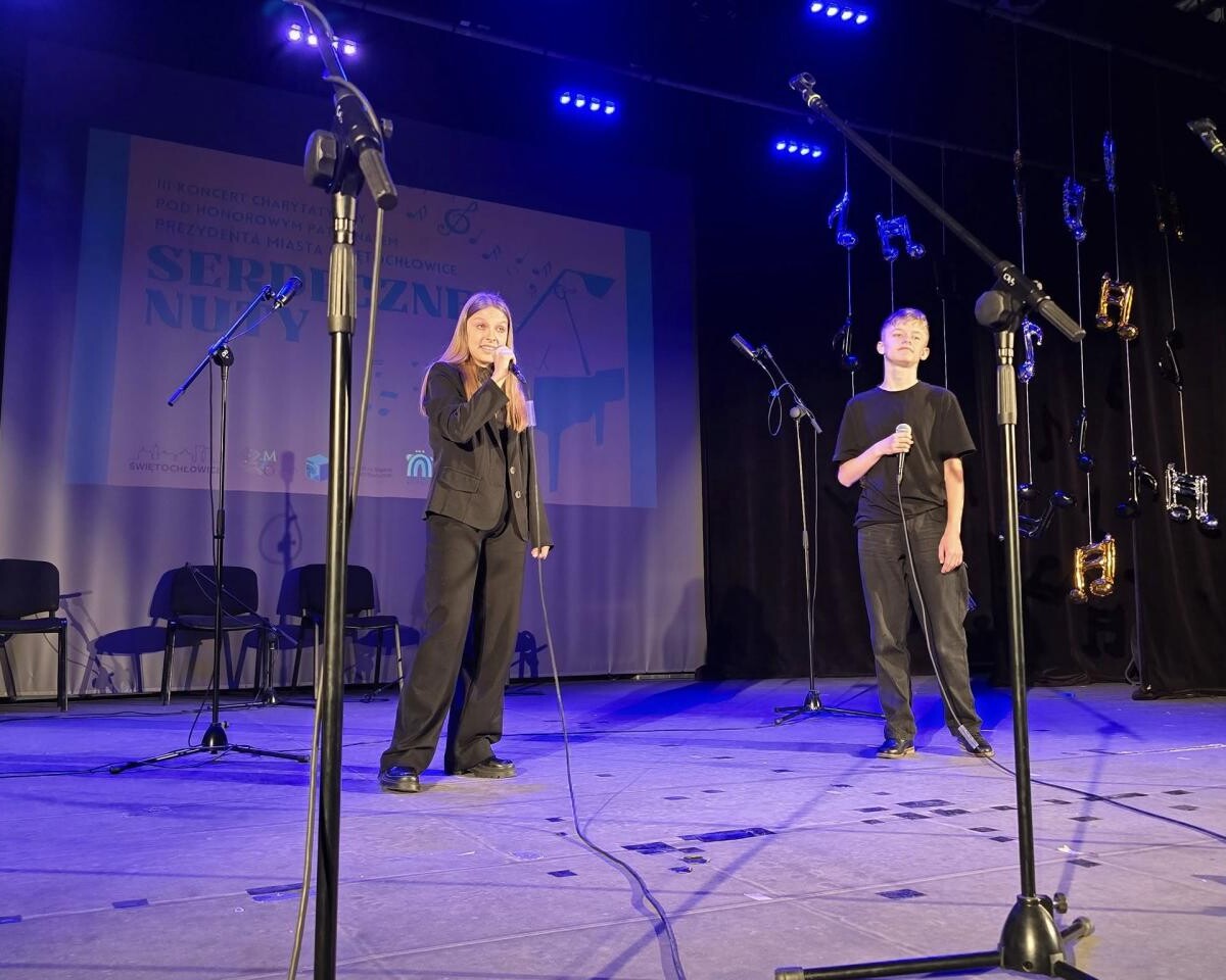 "Serdeczne Nuty" w Świętochłowicach – koncert dzieci dla Kuby poruszył serca widzów [FOTO] / fot. UM Świętochłowice