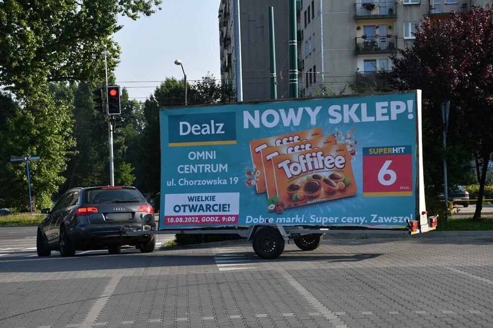 Sklep Dealz w &#346;wi&#281;toch&#322;owicach ju&#380; otwarty!